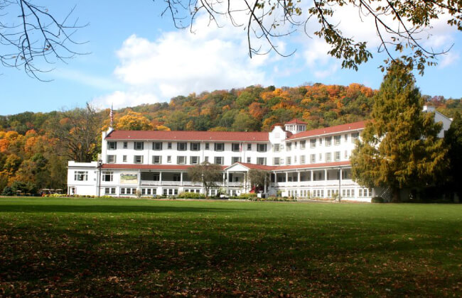 shawnee-inn-golf-resort